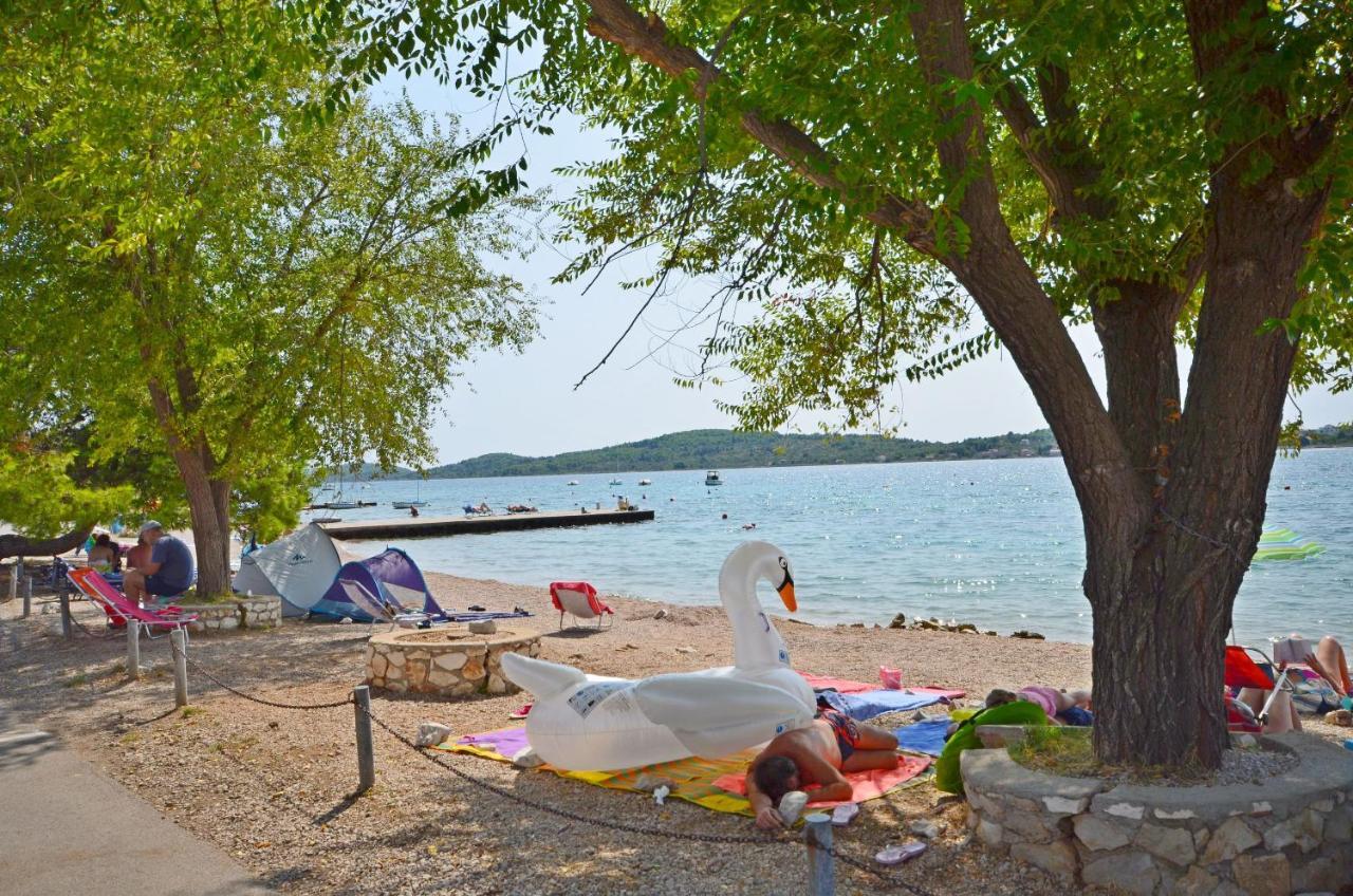 Apartments Sime Vodice Buitenkant foto